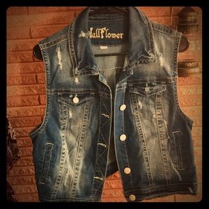 Super cute denim vest